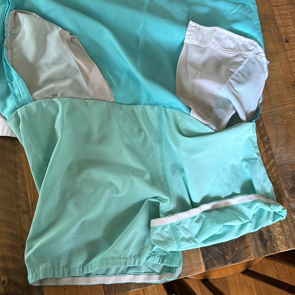 Vineyard Vines Golf/Tennis Skirt Size 4 - Picture 5 of 7